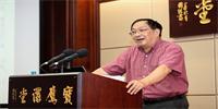中國旅美作家、耶魯大學(xué)高級(jí)講師蘇煒做客寶鷹講堂 講述耶魯?shù)娜宋木衽c通識(shí)教育